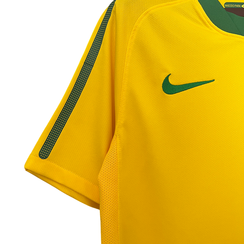 Camiseta Brasil retro 2010