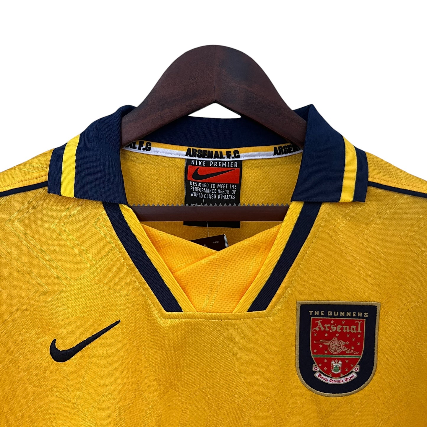 Camiseta Arsenal retro 1996-1997 segunda equipación