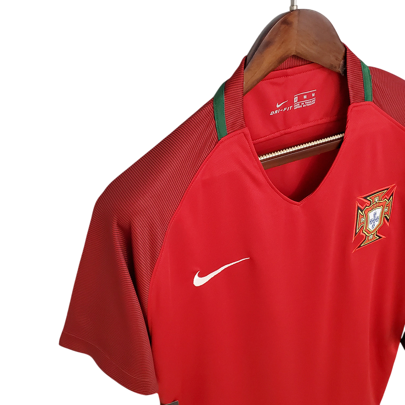 Camiseta Portugal retro 2016