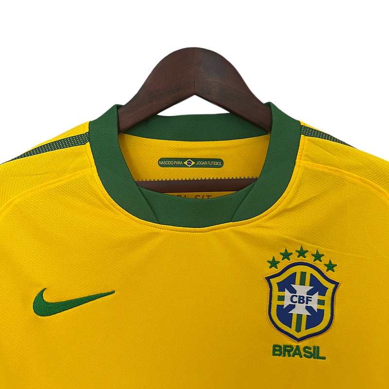Camiseta Brasil retro 2010