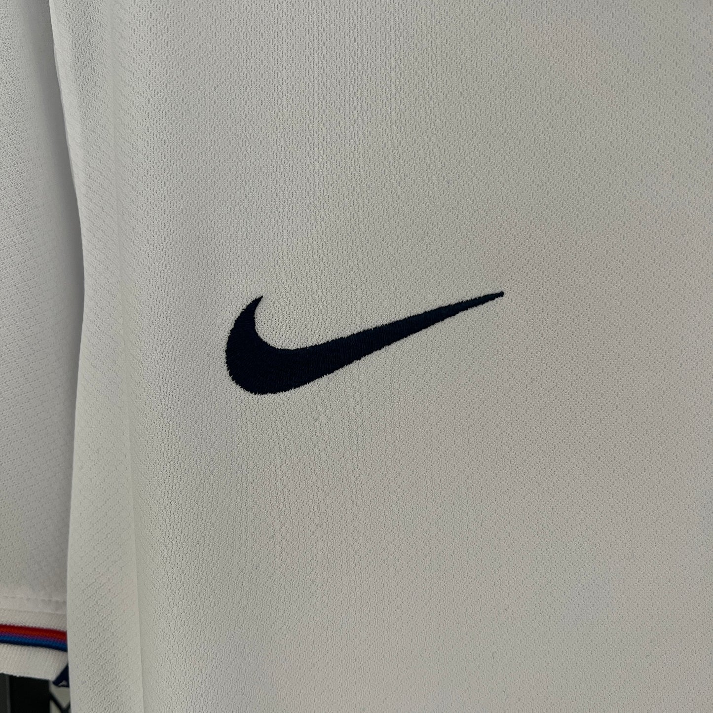 Camiseta Inglaterra primero equipación 24