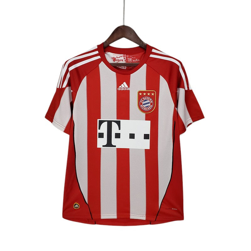 Camiseta Bayern Munich Retro 2010/11