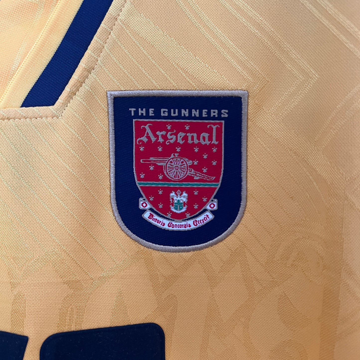 Camiseta Arsenal retro 1996-1997 segunda equipación