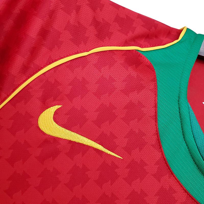 Camiseta Portugal retro 2004