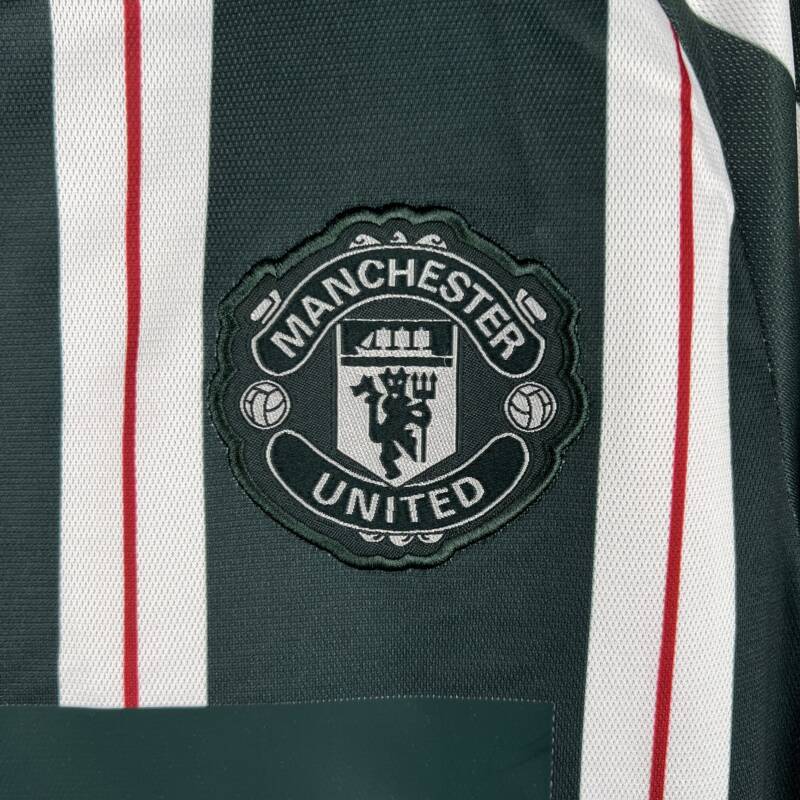 Camiseta Manchester United Away 2023/24