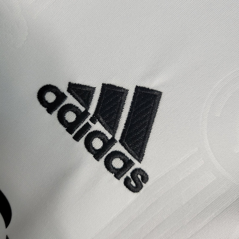 Camiseta Real Madrid 2022/23