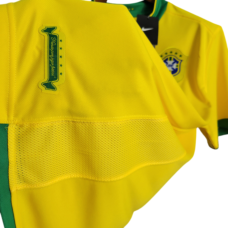 Camiseta Brasil retro 2006