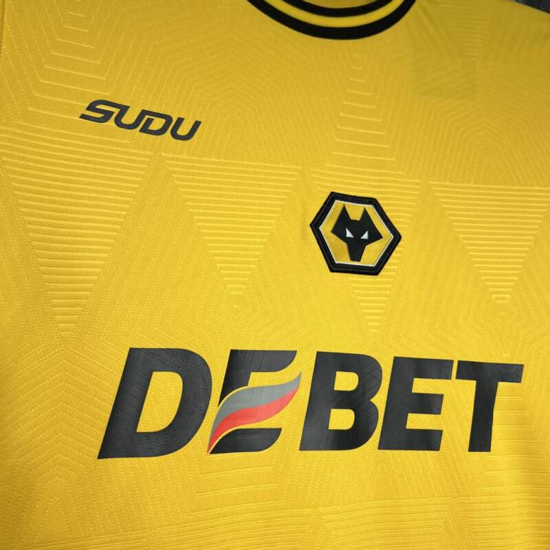 Camiseta Wolverhampton primera equipación 24-25