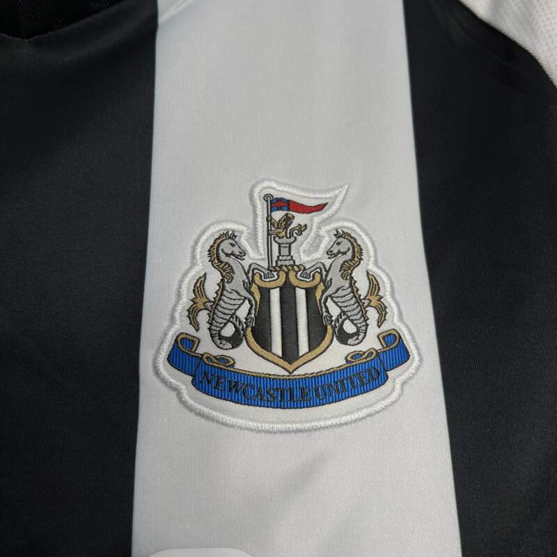 Camiseta Newcastle Primera equipación  24-25